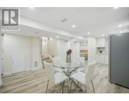 33 Ridgefield Court, Brampton, ON L6P1B4 Photo 39