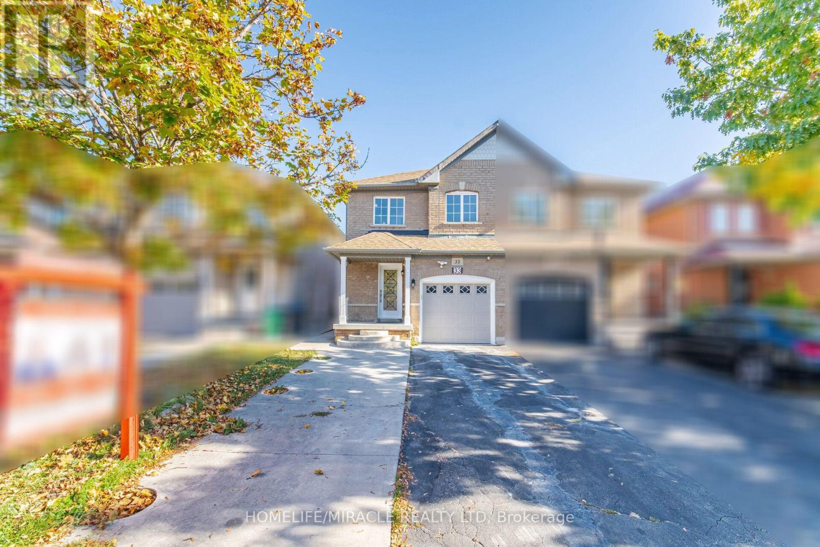 33 Ridgefield Court, Brampton, ON photo 4