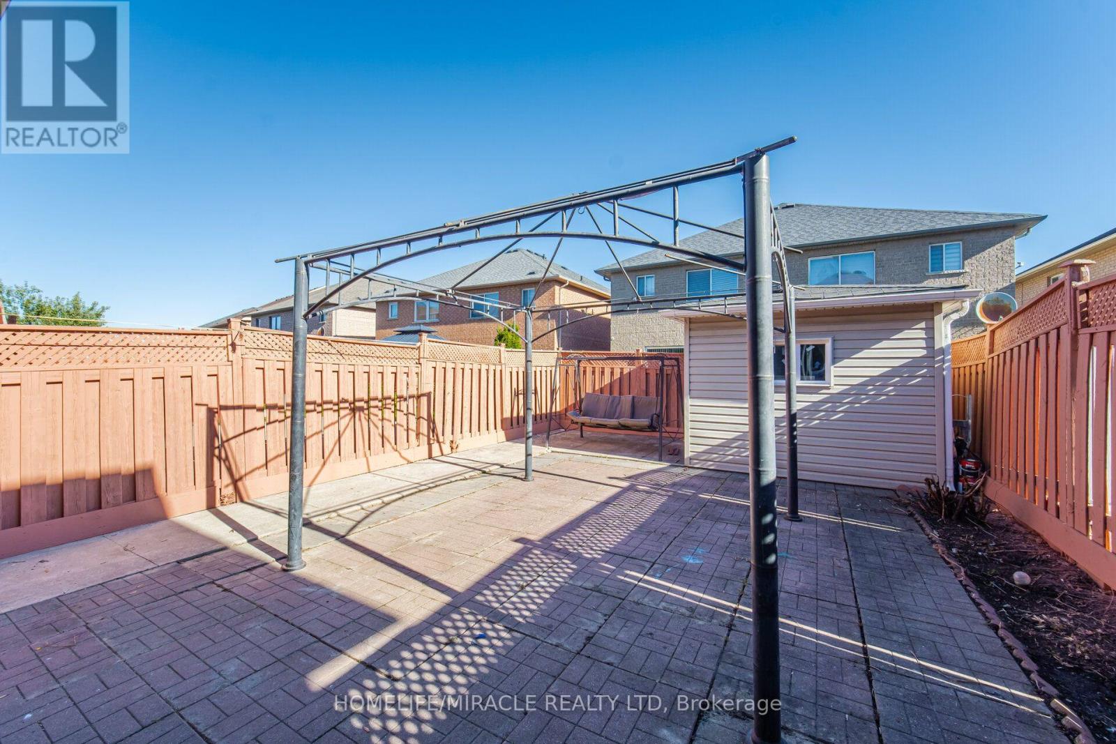 33 Ridgefield Court, Brampton, ON photo 46