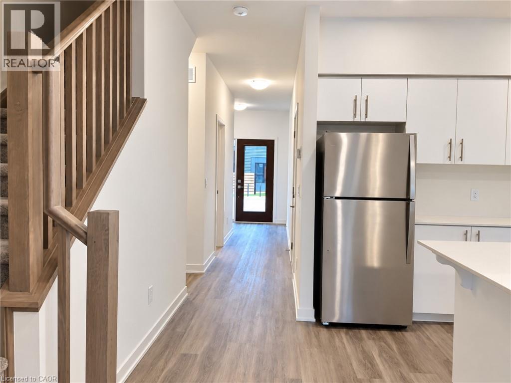 110 FERGUS Avenue Unit# 33, Kitchener — photo 4