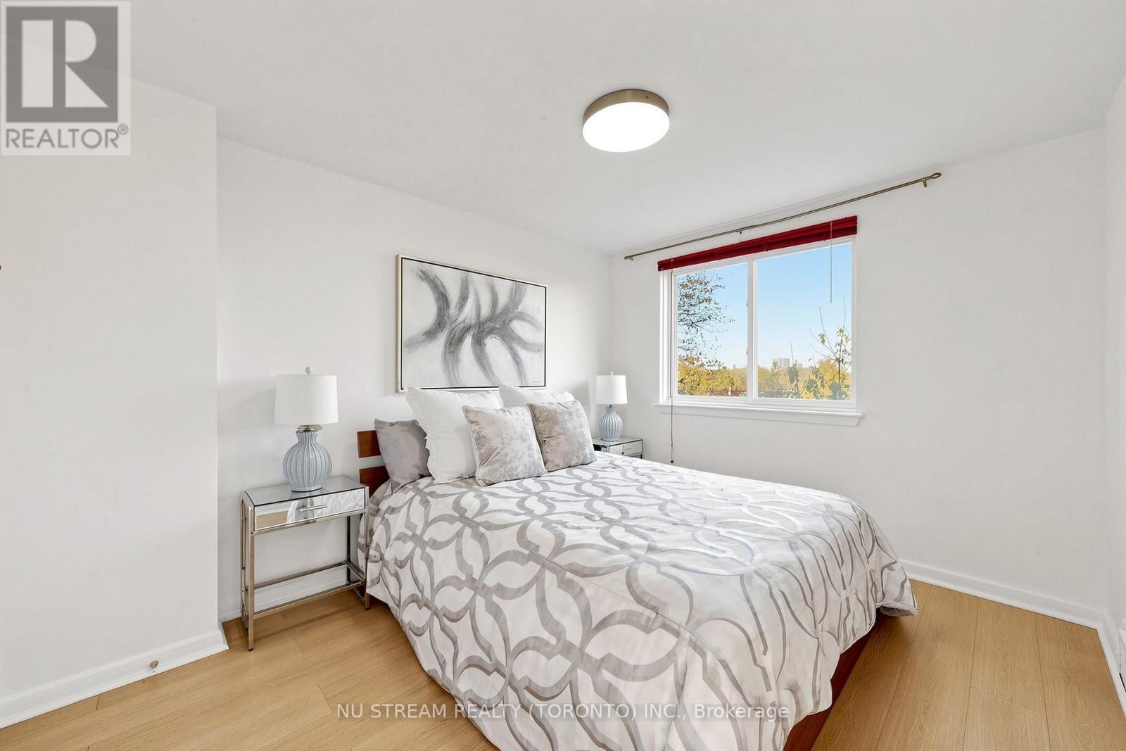 177 Vauxhall Drive, Toronto, ON photo 16