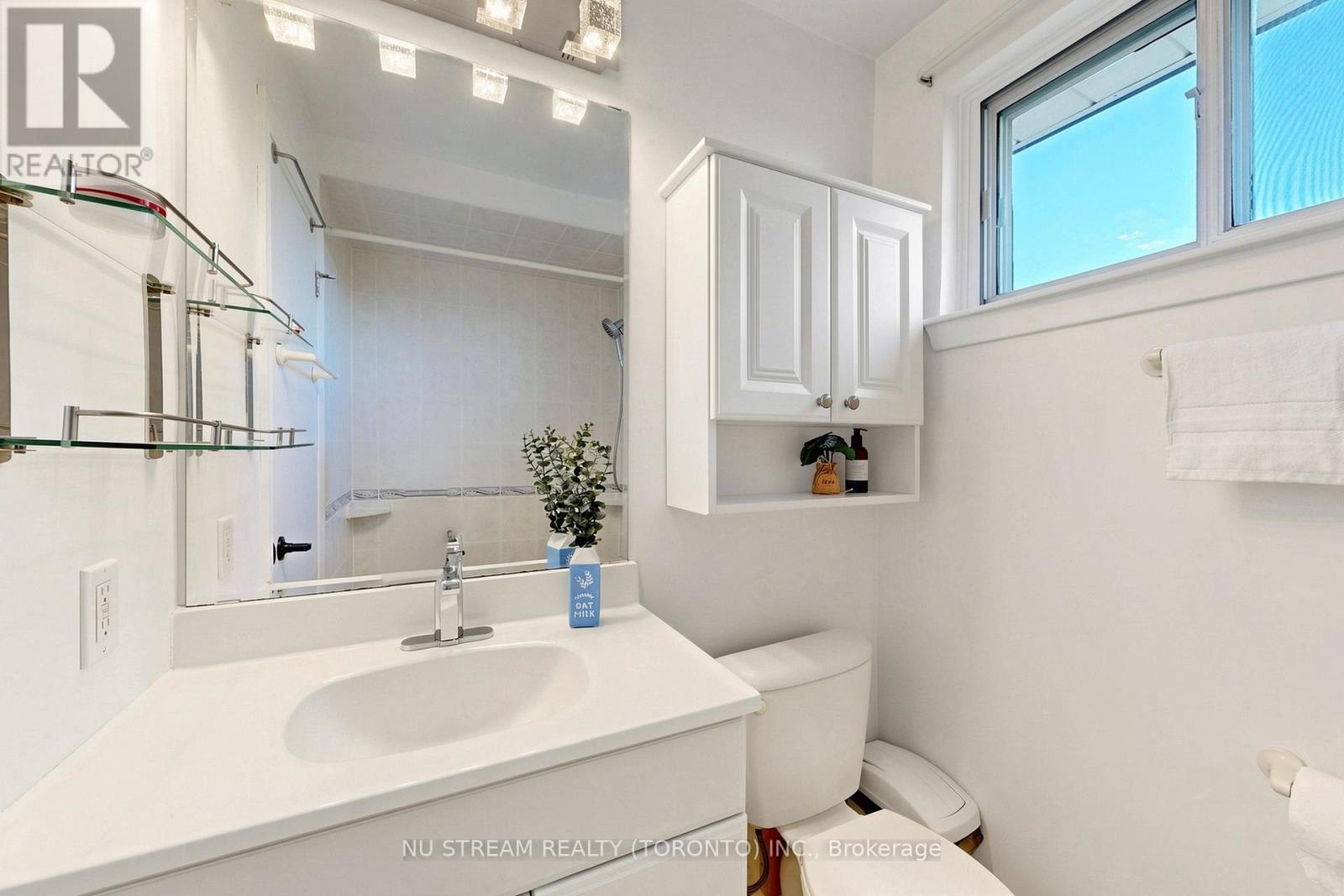 177 Vauxhall Drive, Toronto, ON photo 21