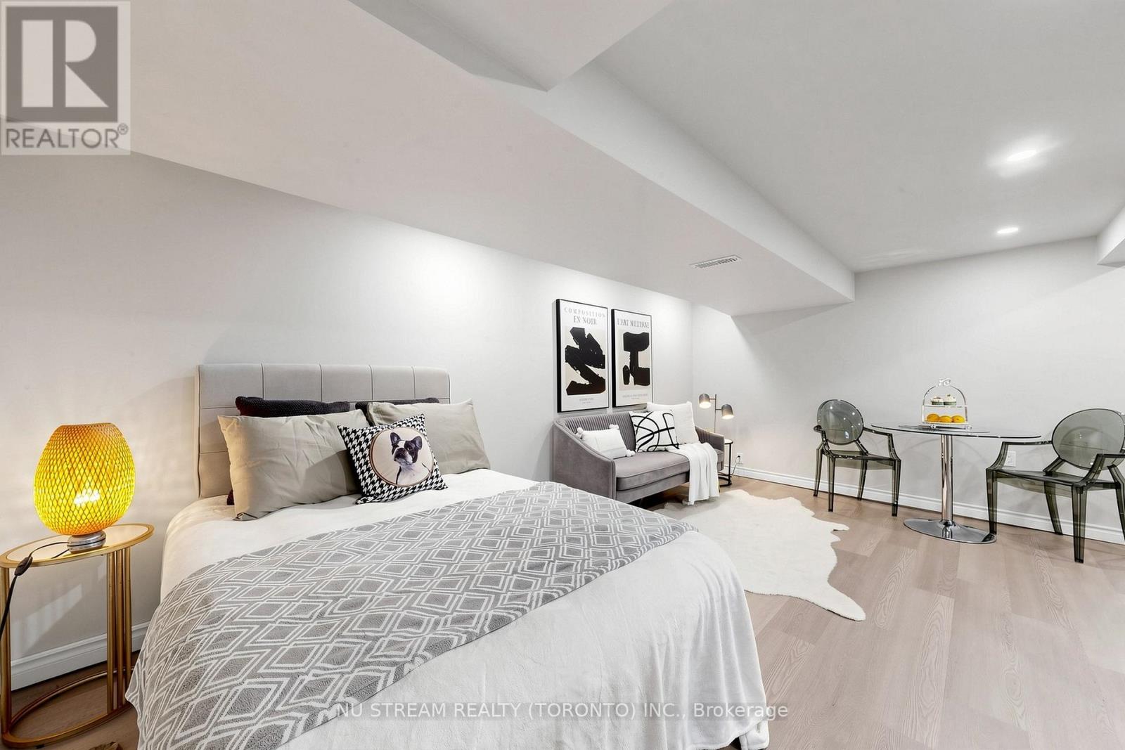 177 Vauxhall Drive, Toronto, ON photo 24