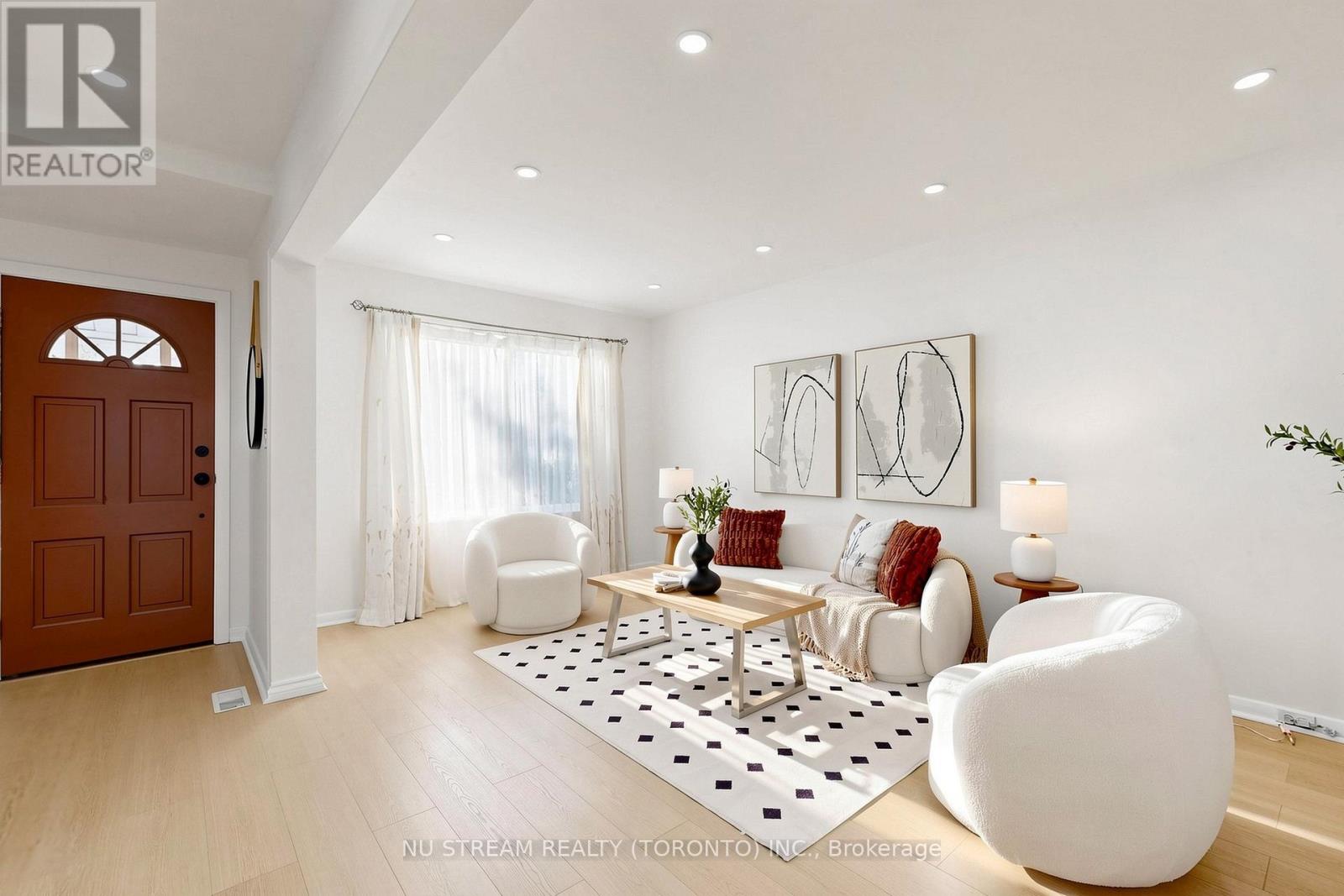 177 Vauxhall Drive, Toronto, ON photo 4