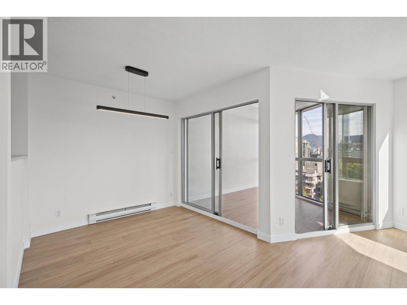 Photo of 1503 1277 NELSON STREET 7