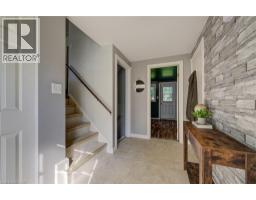 Dining room - 398 Boyne Avenue, Listowel, ON N4W3K4 Photo 11