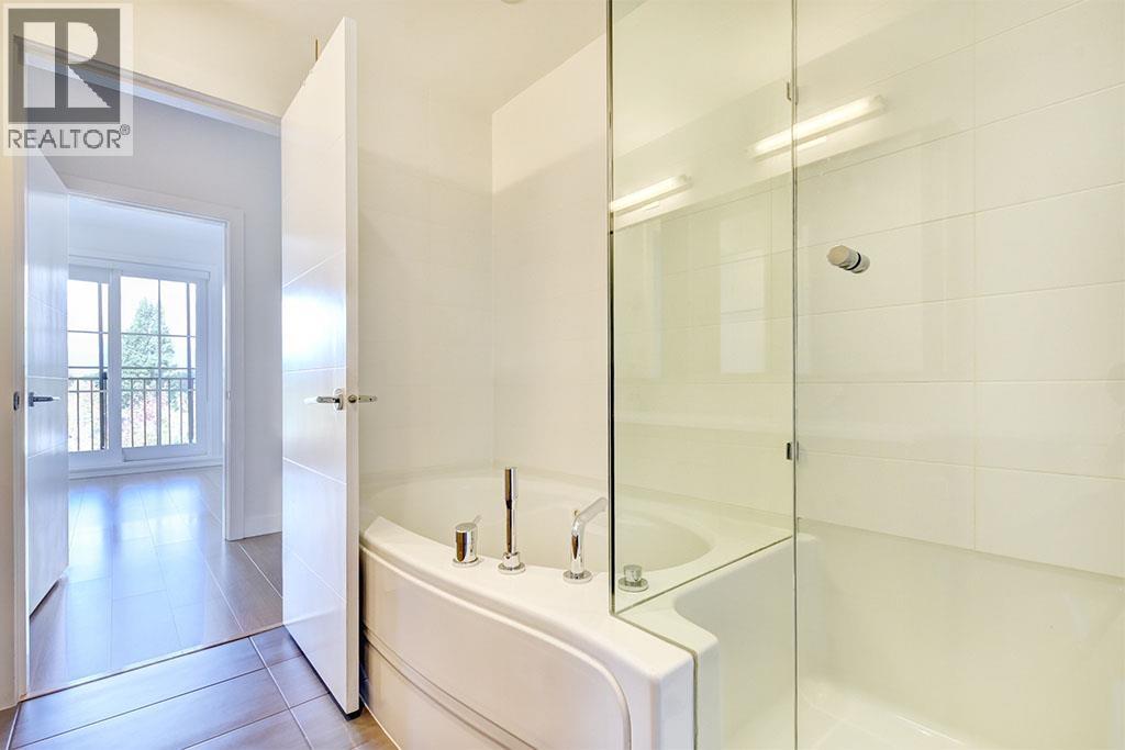 Photo of PH7 2528 COLLINGWOOD STREET 26