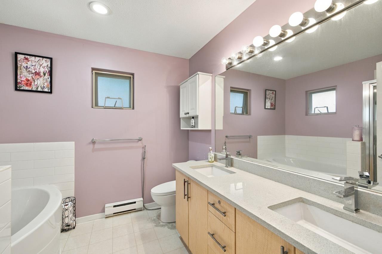 Photo of 10 15152 62A AVENUE 23
