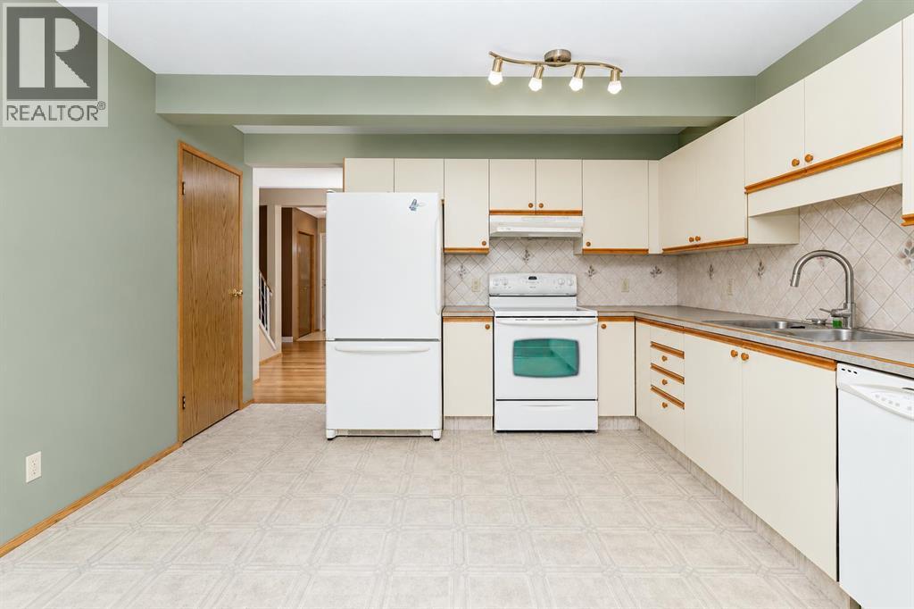 67 Elwell Close, photo 8 of 27