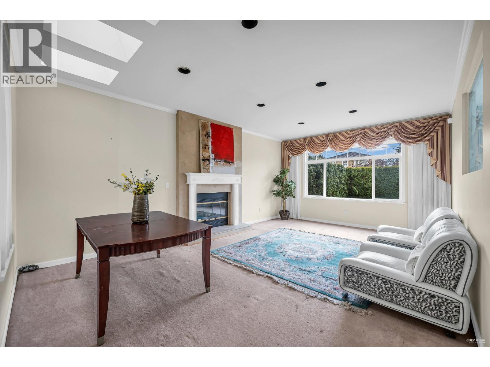Photo of 1945 W 44TH AVENUE 2