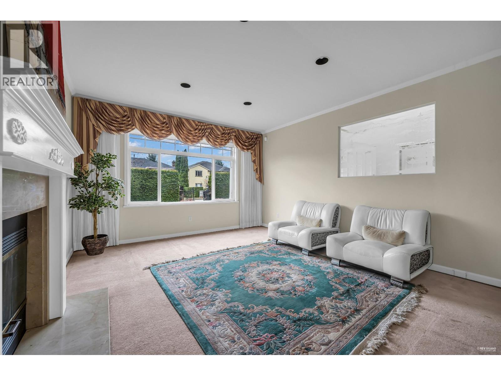 Photo of 1945 W 44TH AVENUE 4