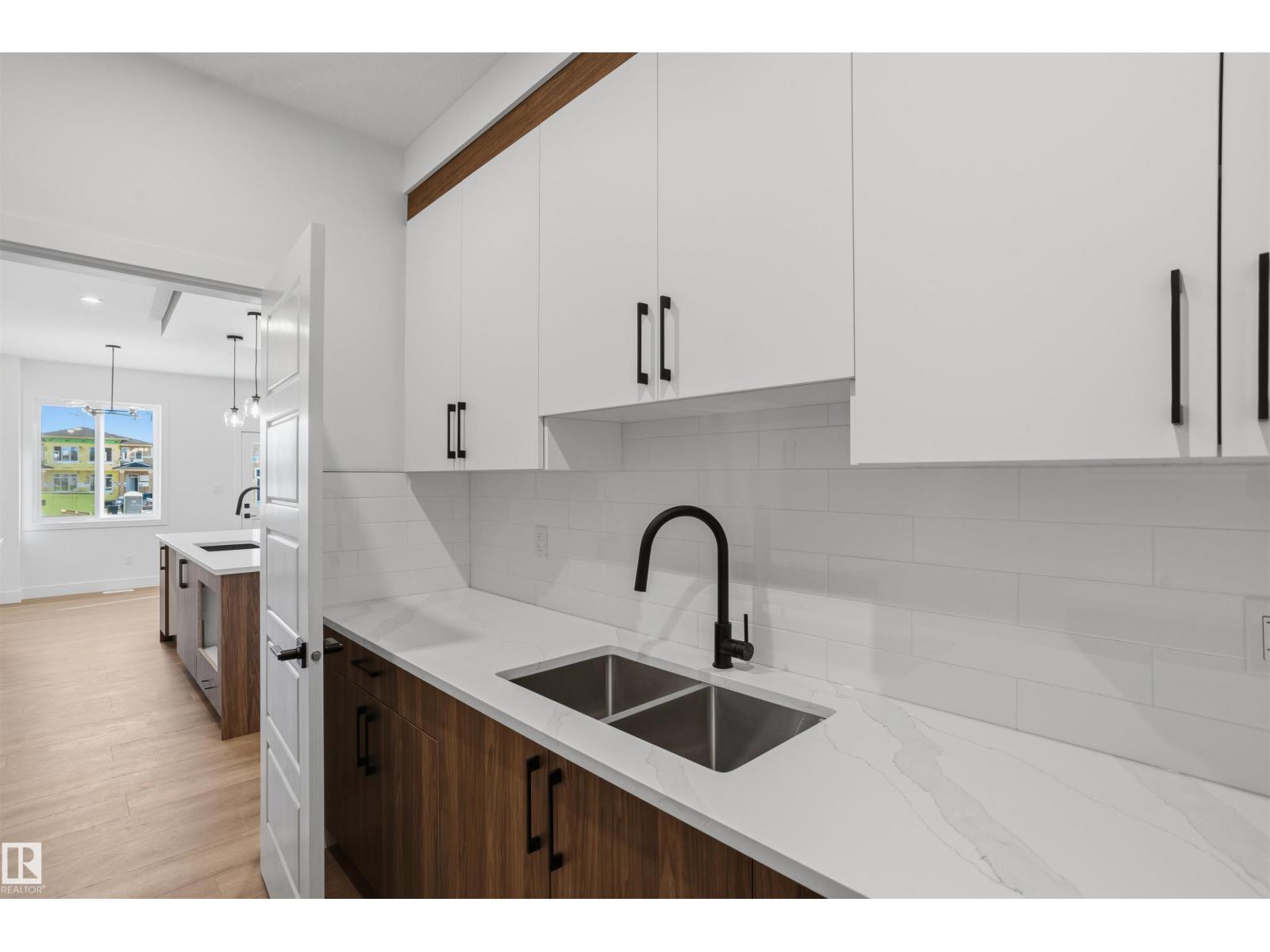 1790 Crossbill LO NW, Edmonton — photo 13