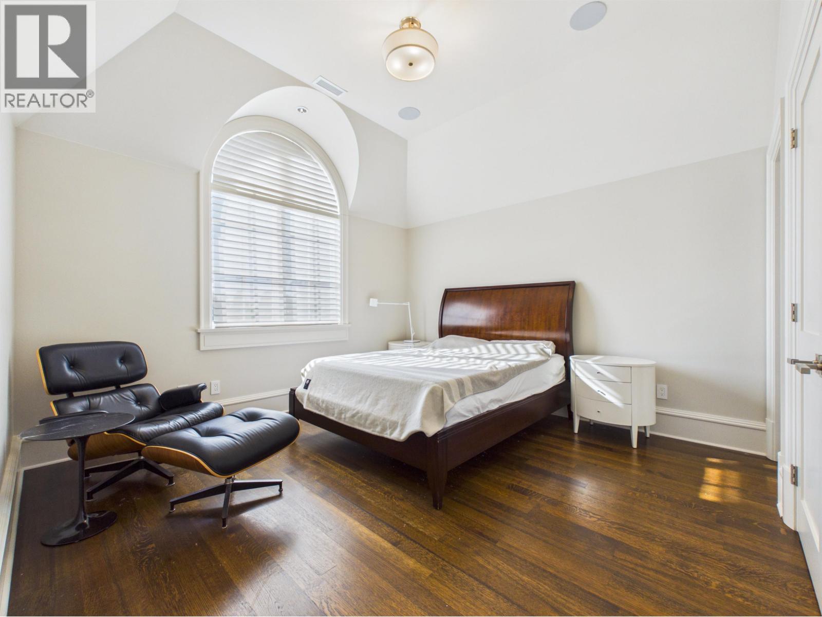 Photo of 3357 W 35TH AVENUE 18