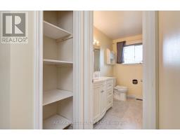 Upper Lvl - 18 Glenforest Road, Brampton, ON L6S1K6 Photo 20