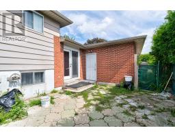 Upper Lvl - 18 Glenforest Road, Brampton, ON L6S1K6 Photo 25