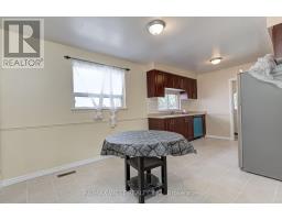 Bedroom 3 - Upper Lvl - 18 Glenforest Road, Brampton, ON L6S1K6 Photo 6