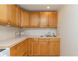 29 Grenfell Av, St  Albert, AB T8N1S3 Photo 25