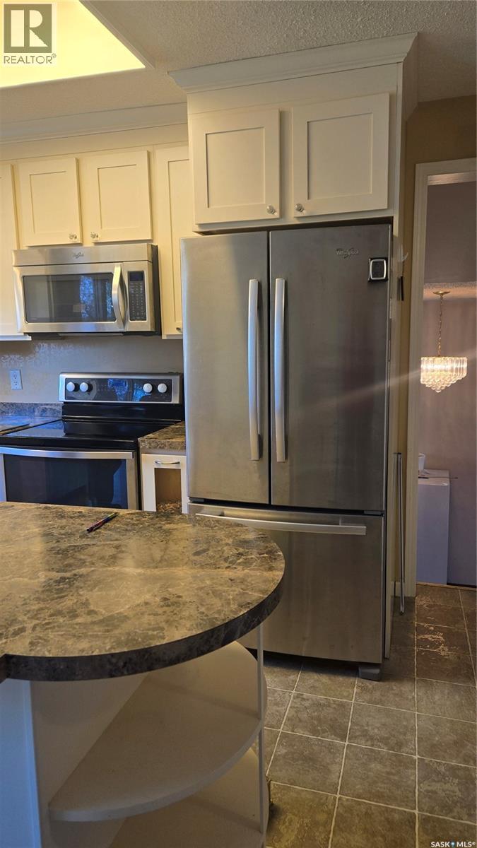 304 1st STREET E, Carnduff — photo 9