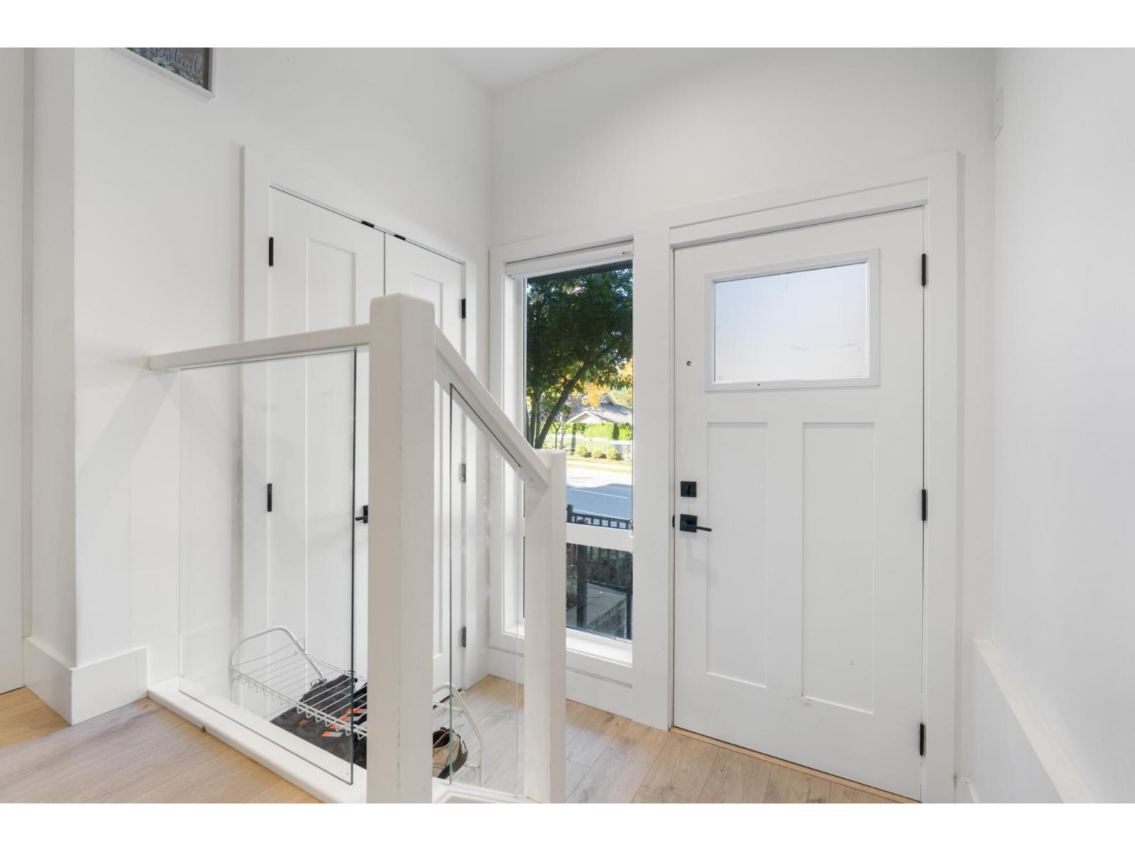Photo of 14 15030 28 AVENUE 4