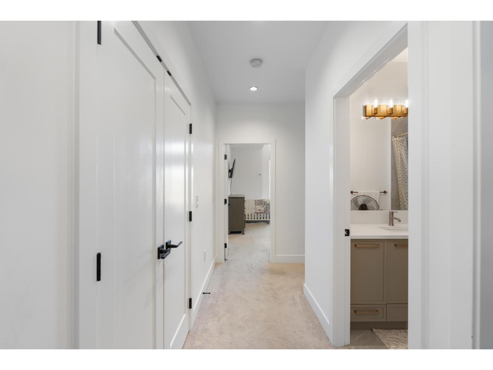 Photo of 14 15030 28 AVENUE 28