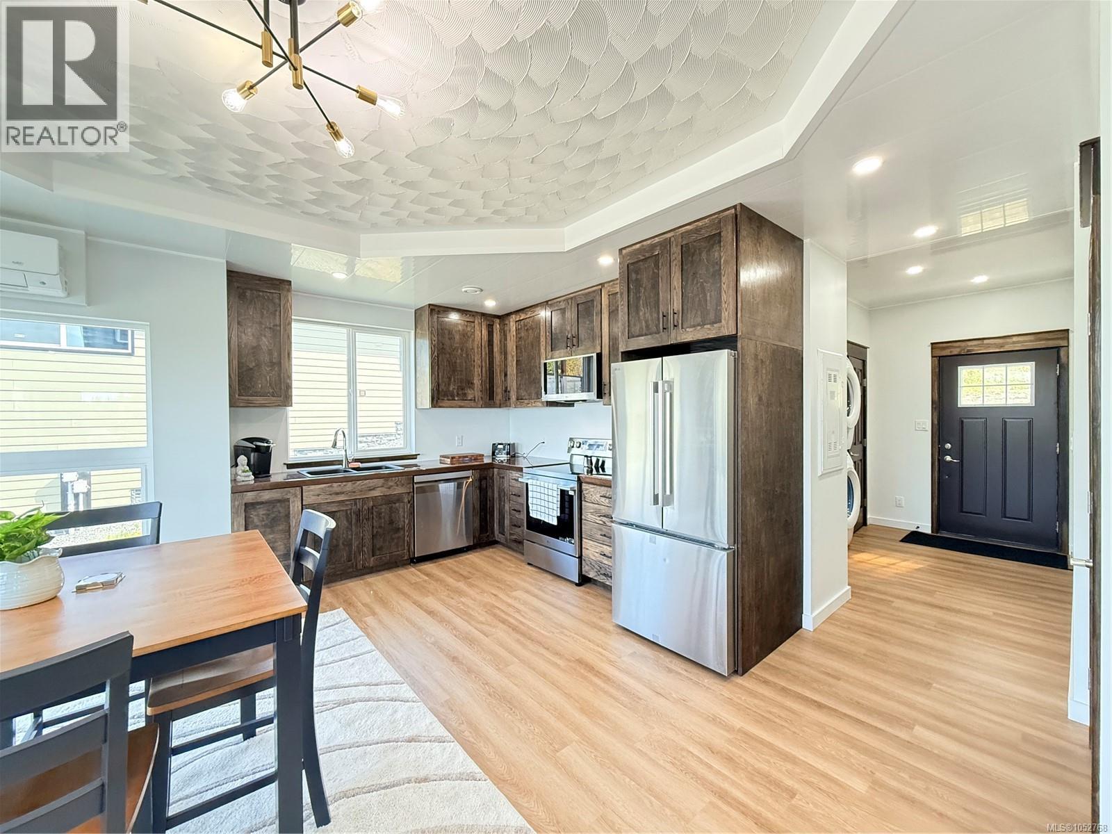 2071 Pioneer Hill Dr - 8