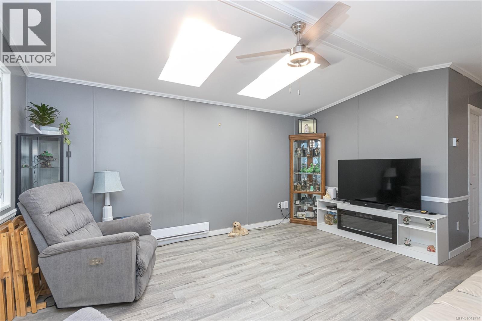 #30 7583 Central Saanich Rd - 4