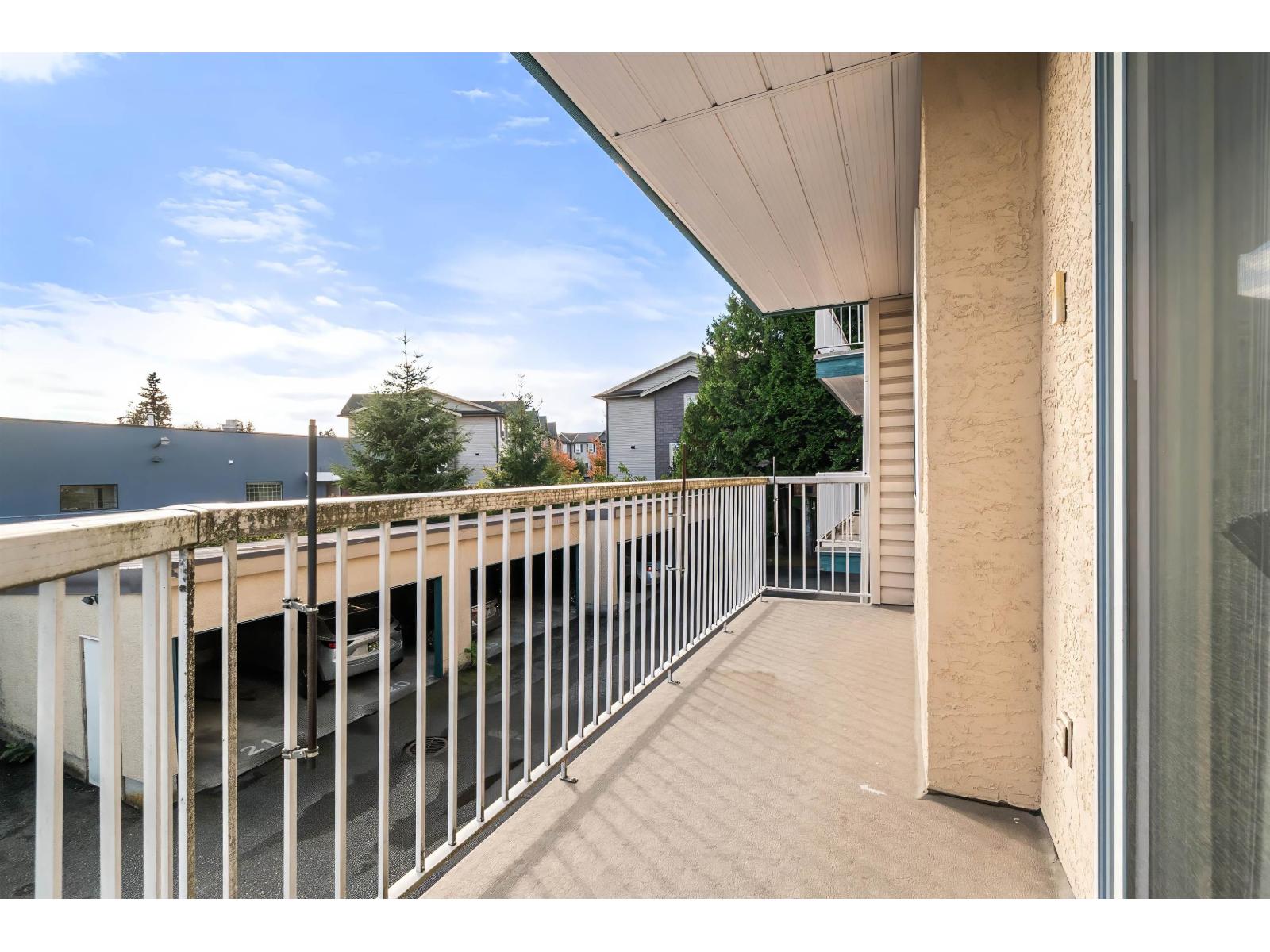 Photo of 209 2567 VICTORIA STREET 21