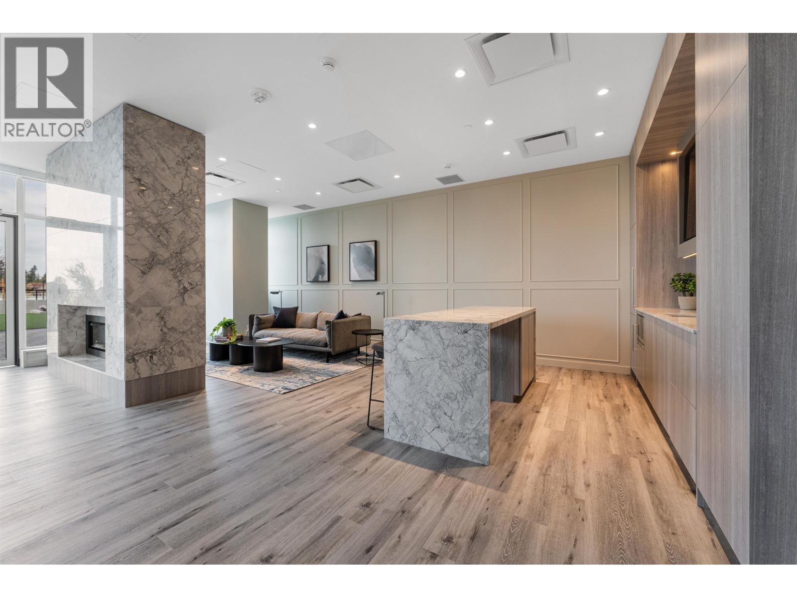 Photo of 703 1045 AUSTIN AVENUE 17