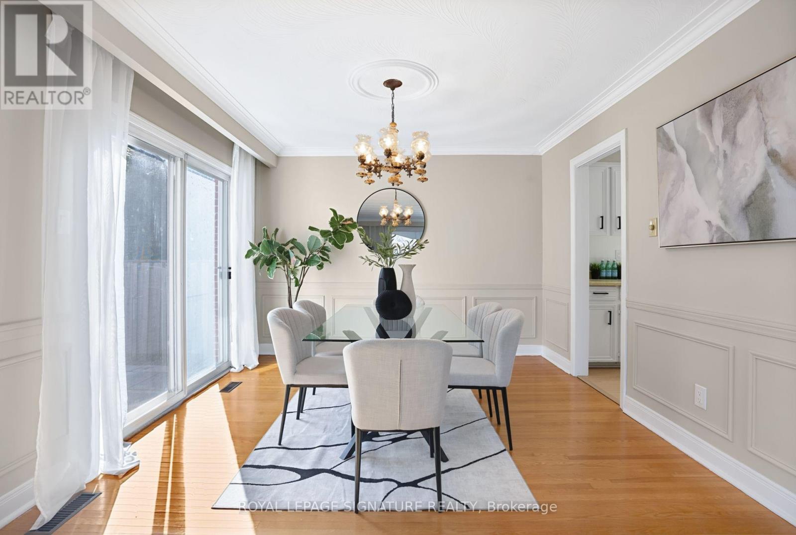 43 Kathrose Drive, Toronto, ON photo 5