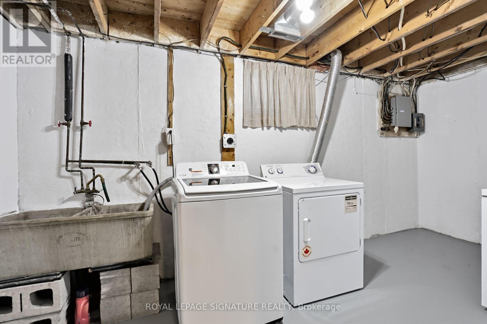 43 Kathrose Drive, Toronto, ON photo 18