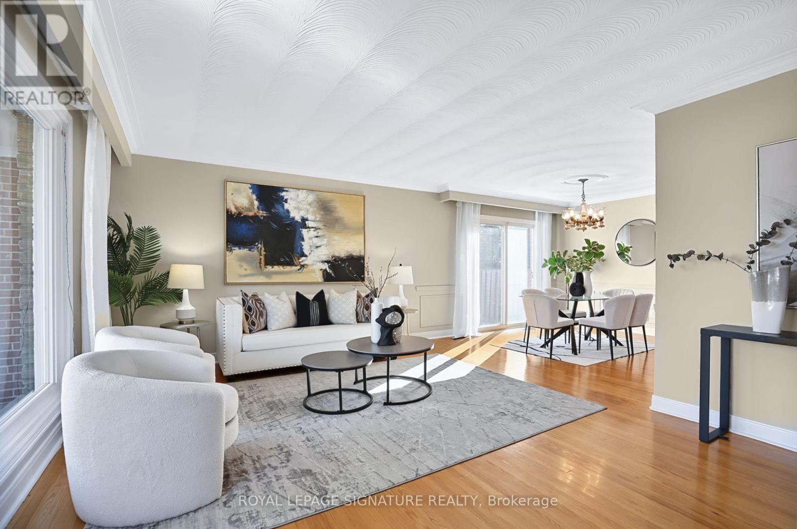 43 Kathrose Drive, Toronto, ON photo 4