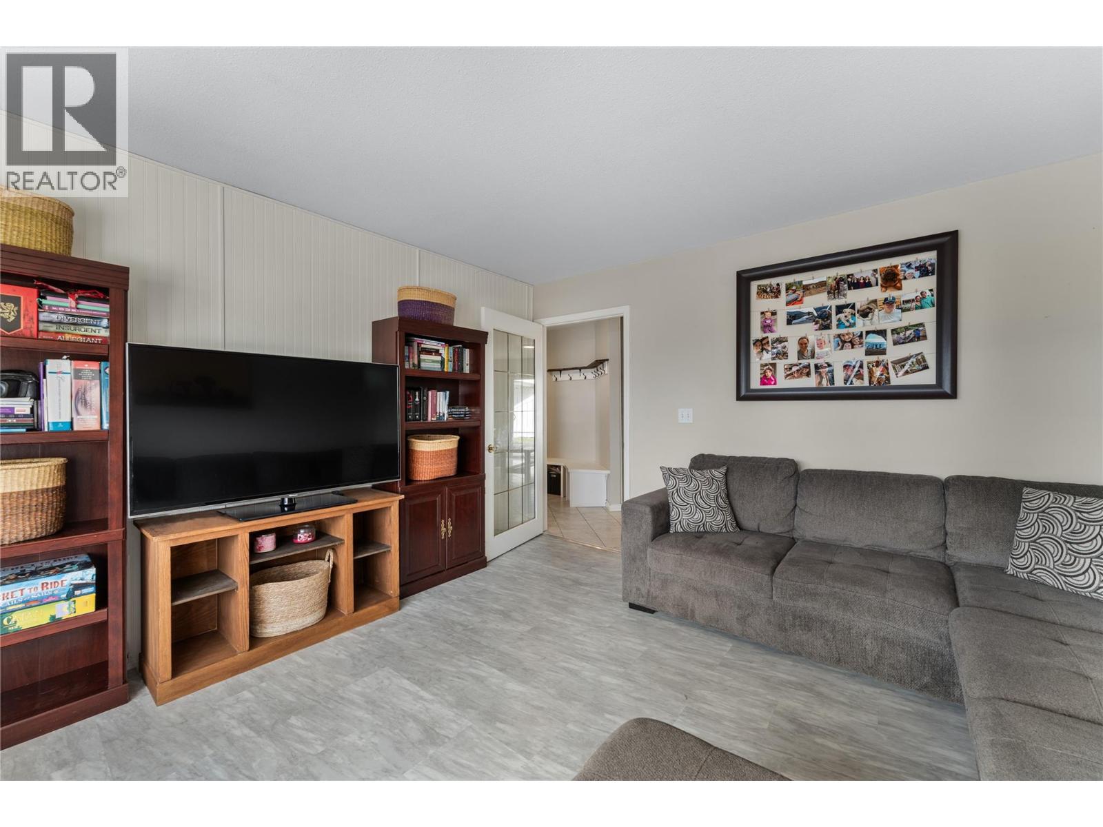 3772 Glenway Road - 6