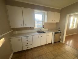 590 Third Avenue, Neepawa, MB R0J1H0 Photo 7