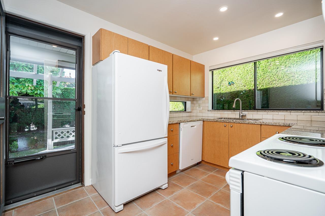 Photo of 2 14217 18A AVENUE 22