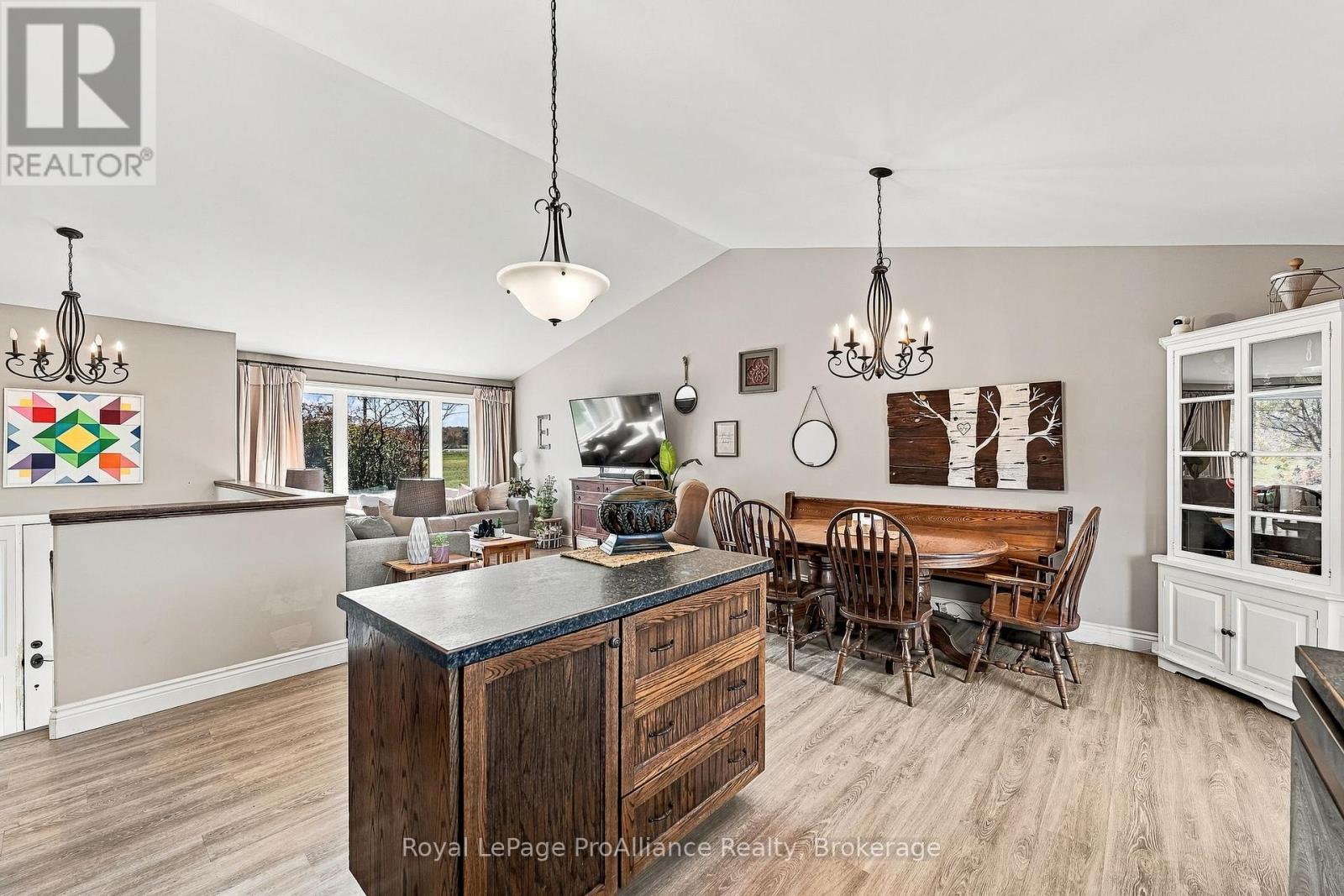 758 County Rd 41 Road, Brighton, ON photo 15