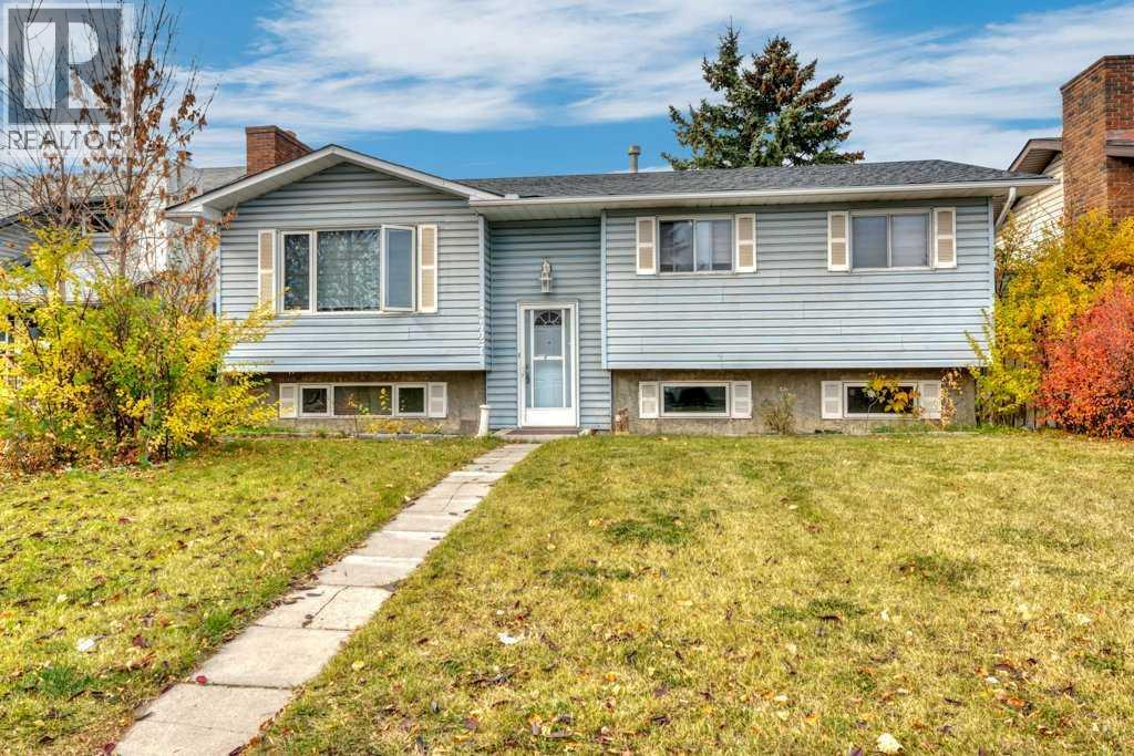 Photo of 3427 56 Street NE, Calgary