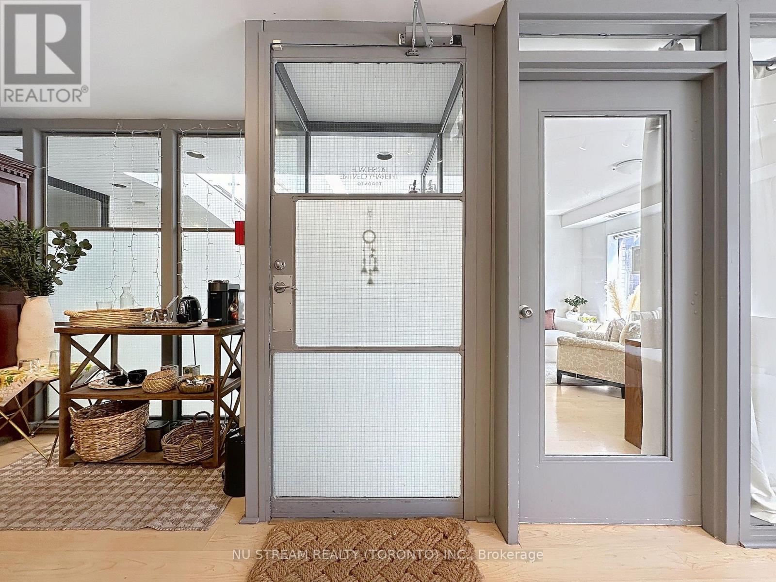 201 - 1110 YONGE STREET, Toronto (Annex) — photo 11