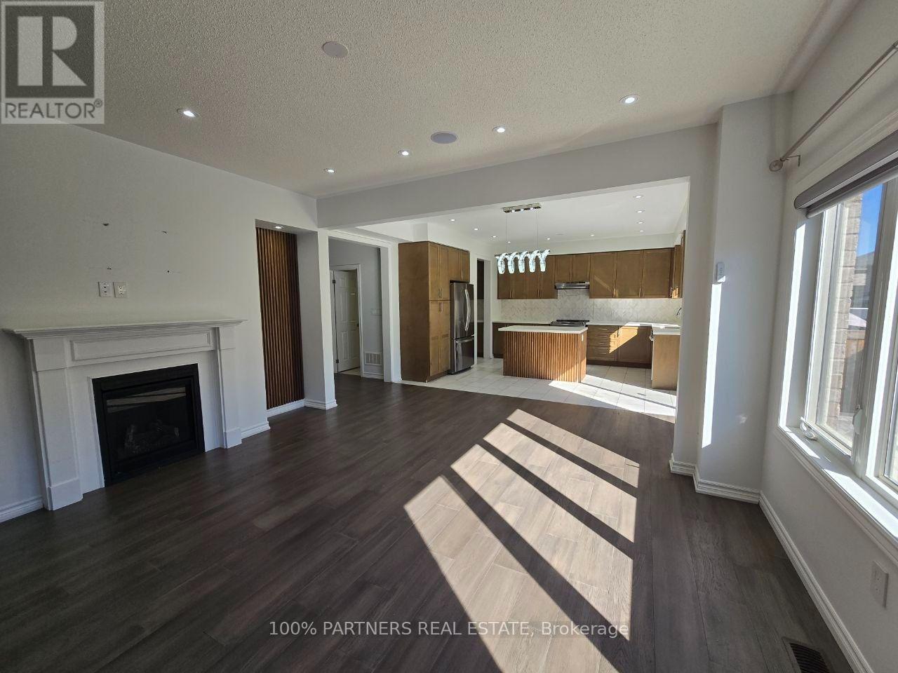 219 William Fair Drive, Clarington, ON photo 4