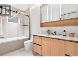 1 3315 W 10th Avenue, Vancouver, BC V6R2E5 Photo 16