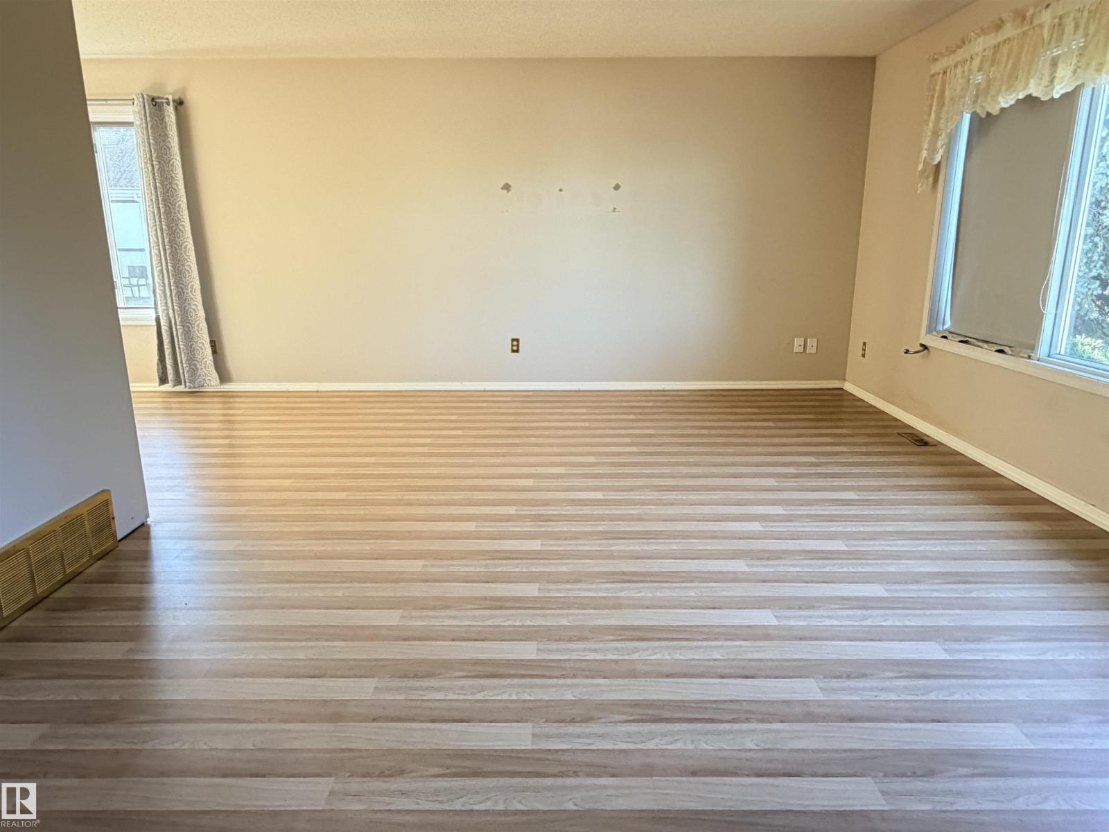 10751 109 AV, Westlock — photo 18
