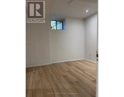 157 Medland Street S, Toronto, ON M6P2N4 Photo 6