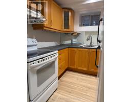 157 Medland Street S, Toronto, ON M6P2N4 Photo 7