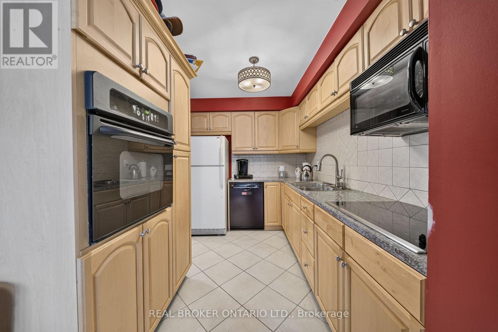 76 Golden Orchard Drive, Hamilton, ON photo 13