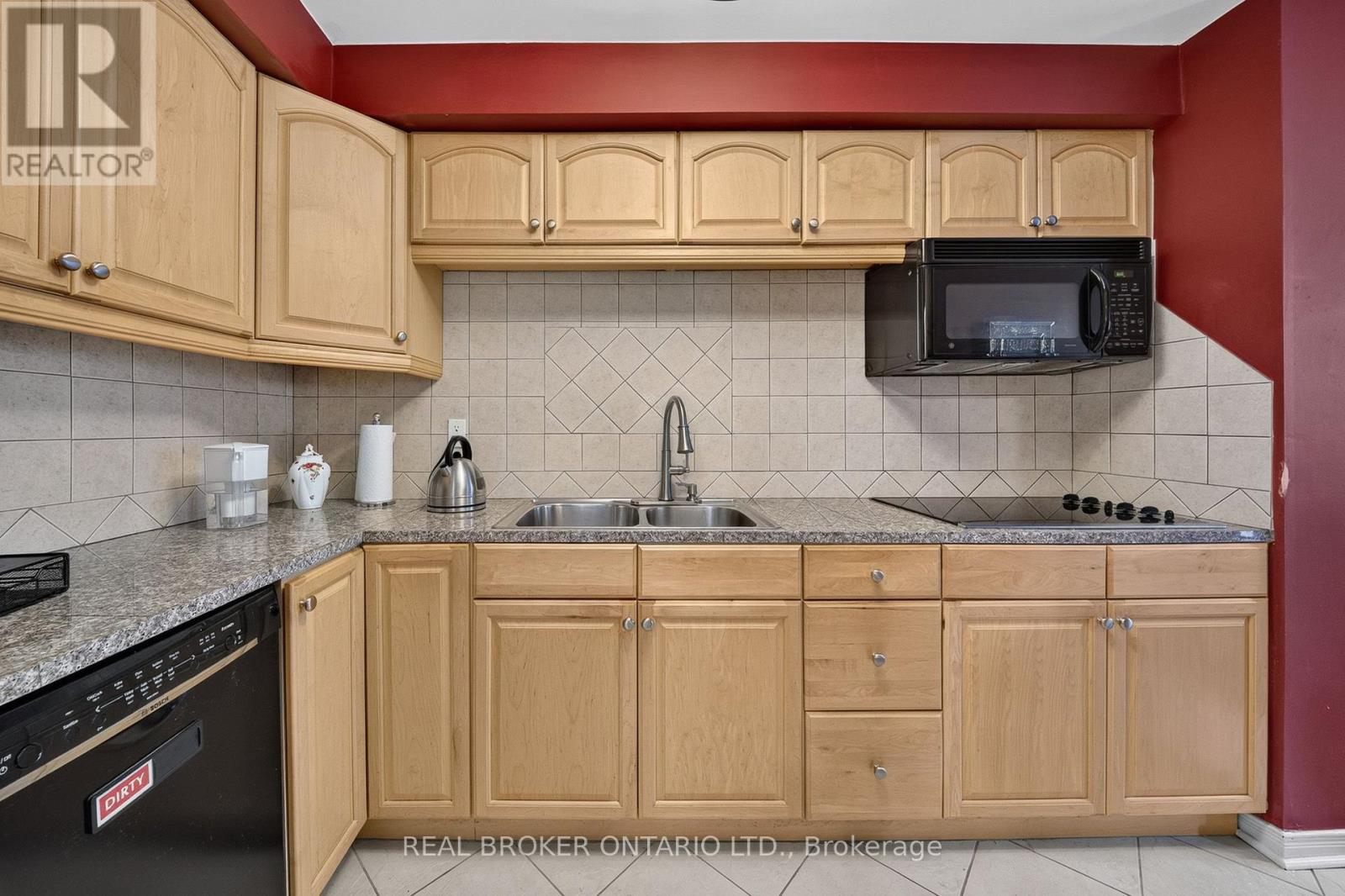 76 Golden Orchard Drive, Hamilton, ON photo 15