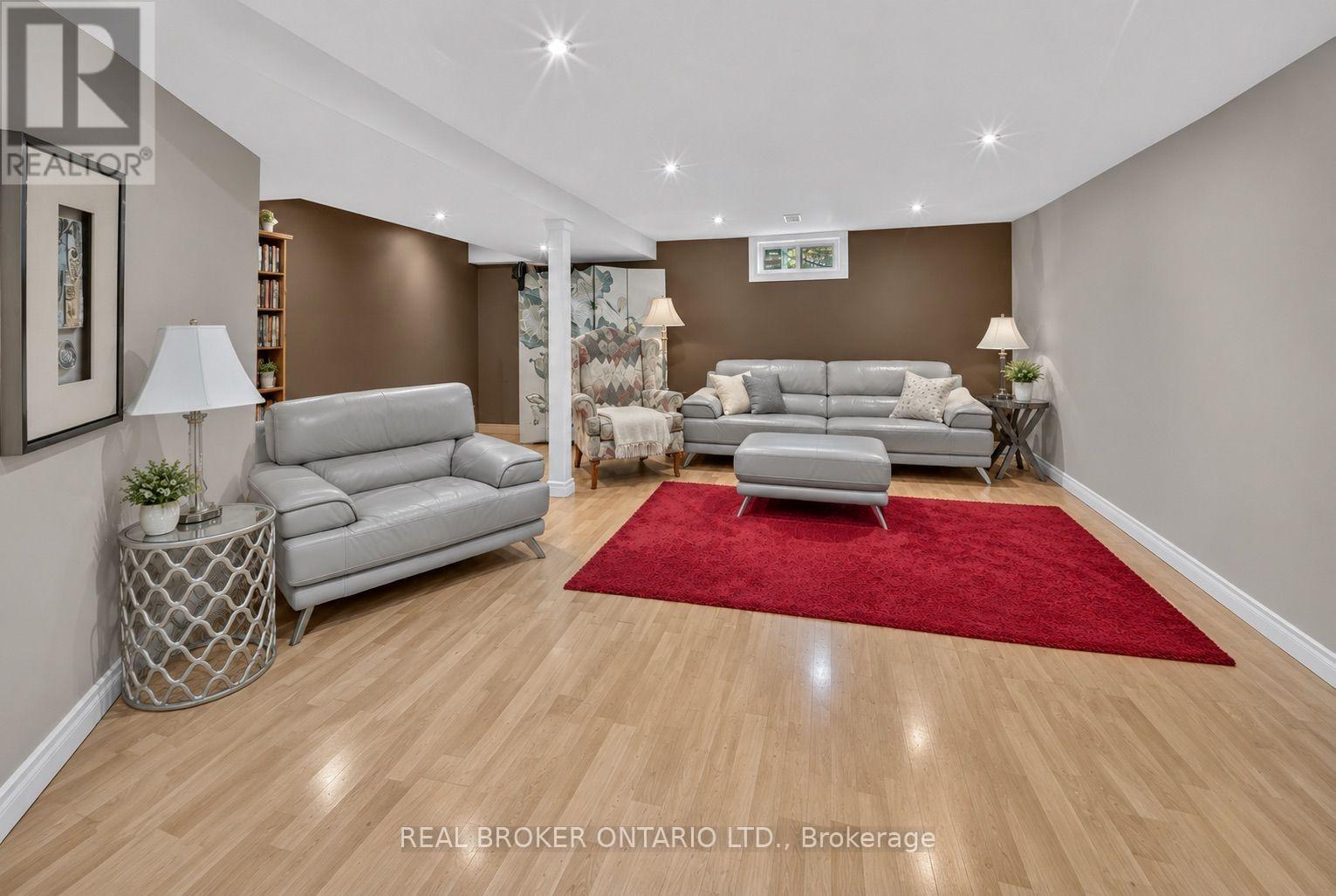 76 Golden Orchard Drive, Hamilton, ON photo 32