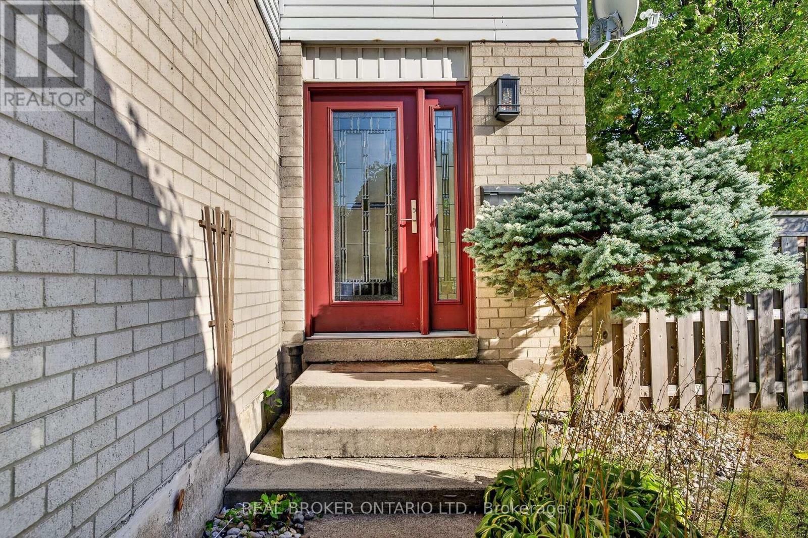 76 GOLDEN ORCHARD DRIVE, Hamilton (Gilkson) — photo 4