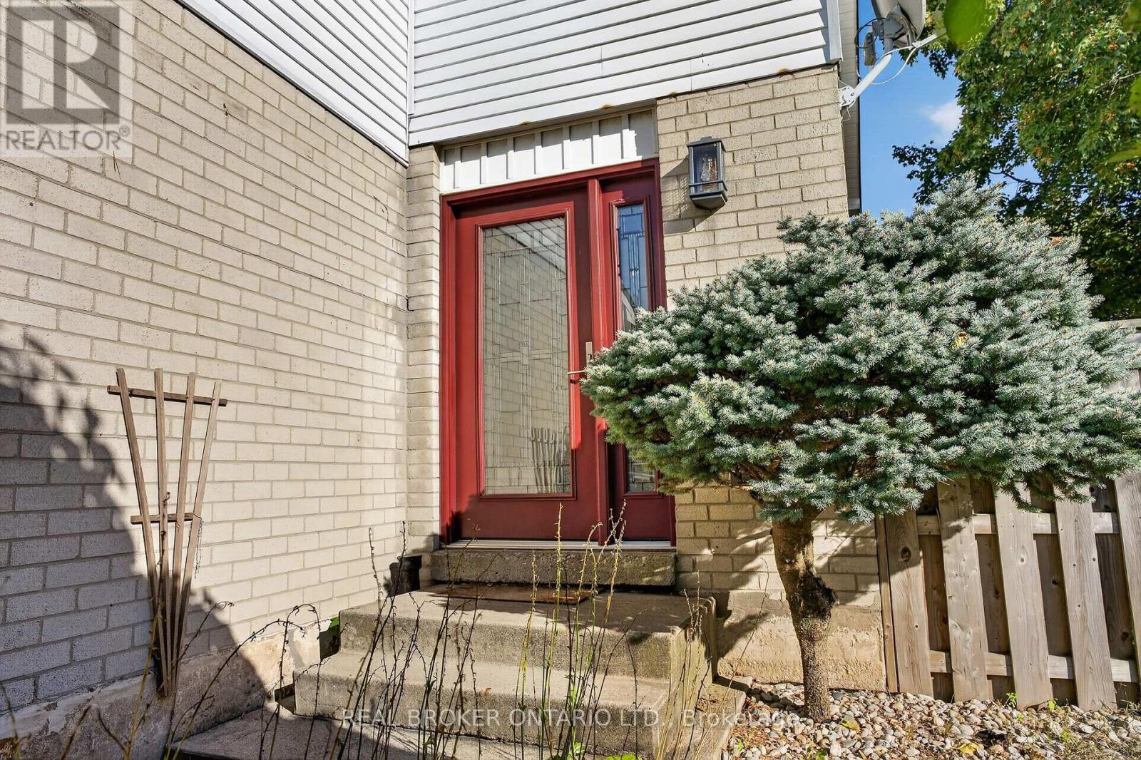 76 GOLDEN ORCHARD DRIVE, Hamilton (Gilkson) — photo 5