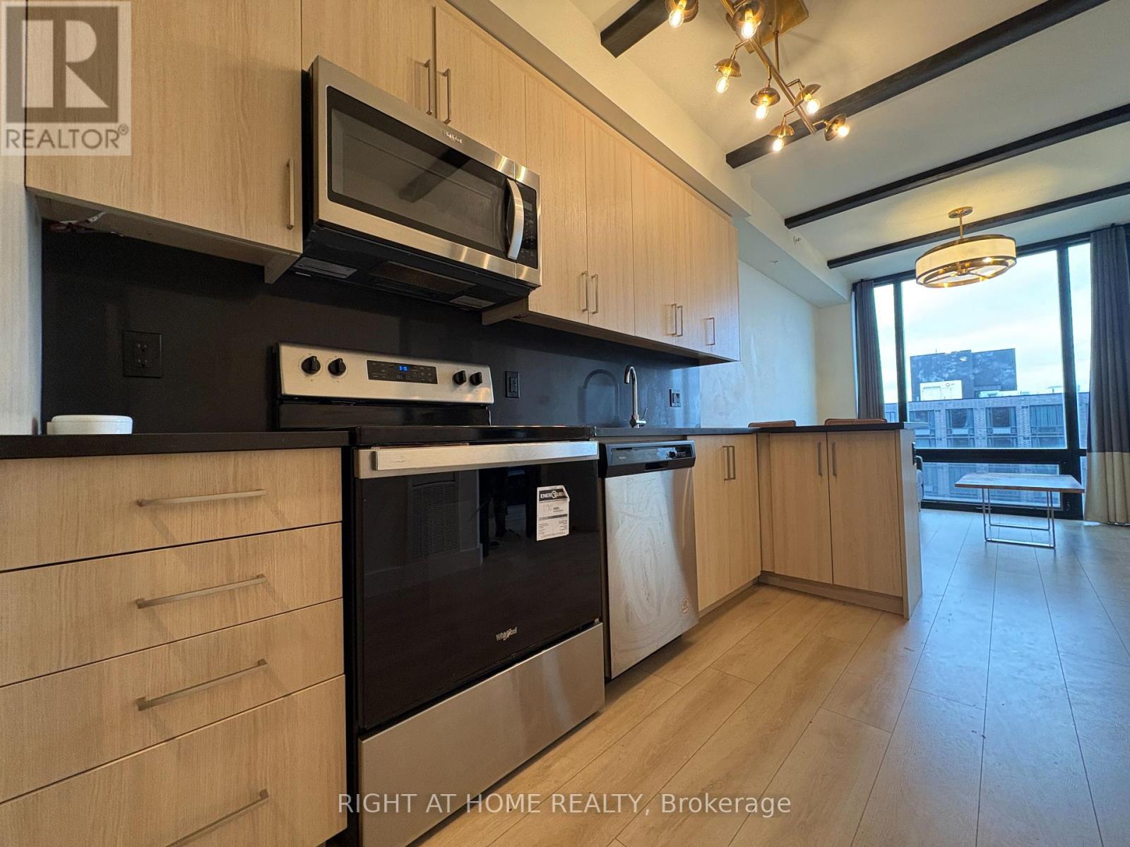 S- 2225 - 145 COLUMBIA STREET W, Waterloo