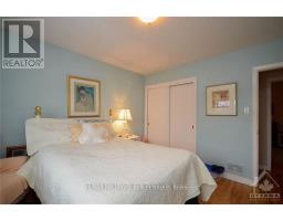 657 Golden Avenue, Ottawa, ON K2A2G3 Photo 31