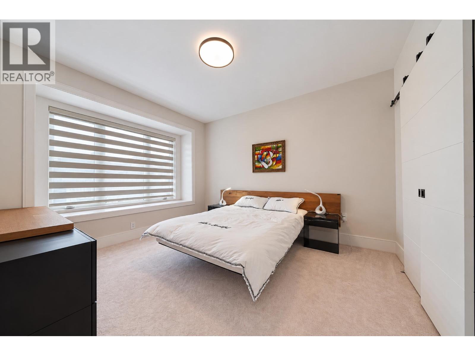 Photo of 6376 BURNS STREET 23